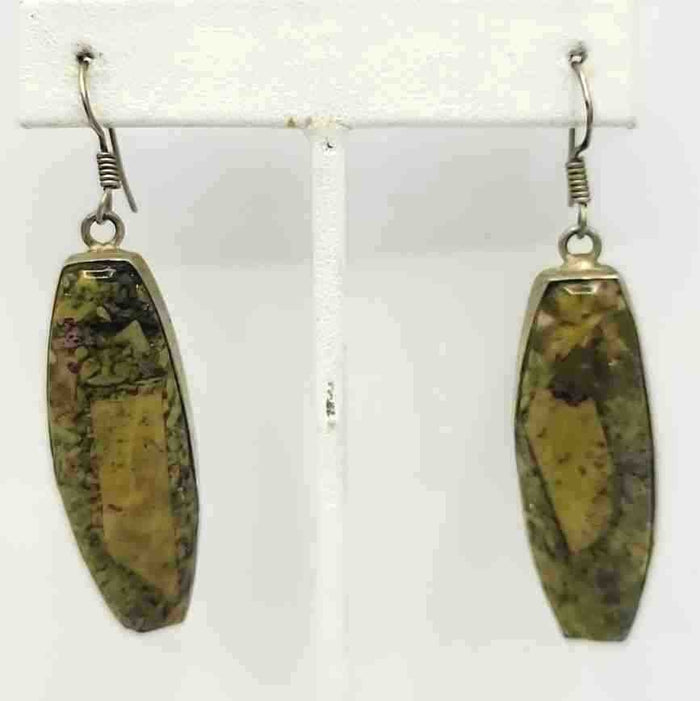 Green Dangle ss Earrings