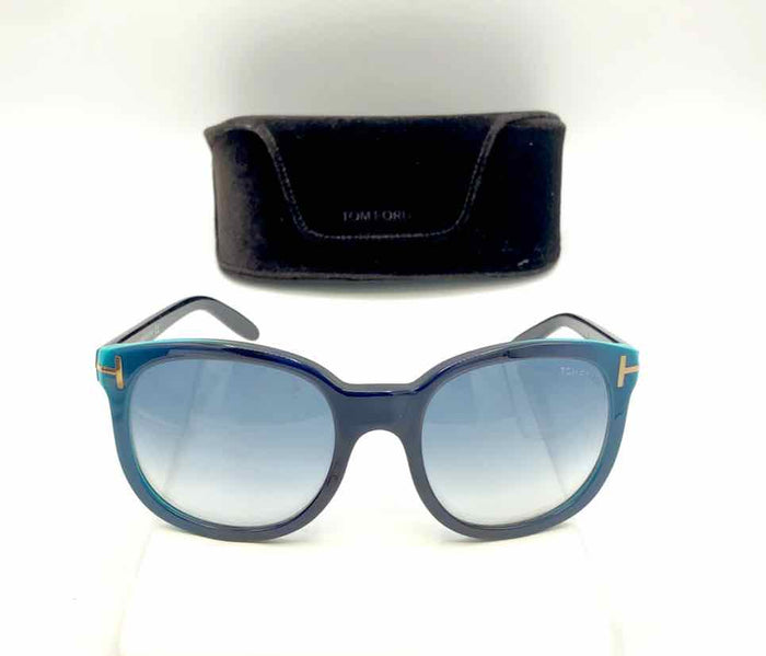 TOM FORD Blue Gray Pre Loved Sunglasses w/case