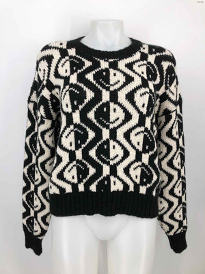 MOTHER White & Black Alpaca Blend Made in Peru Smile Pullover Sweater