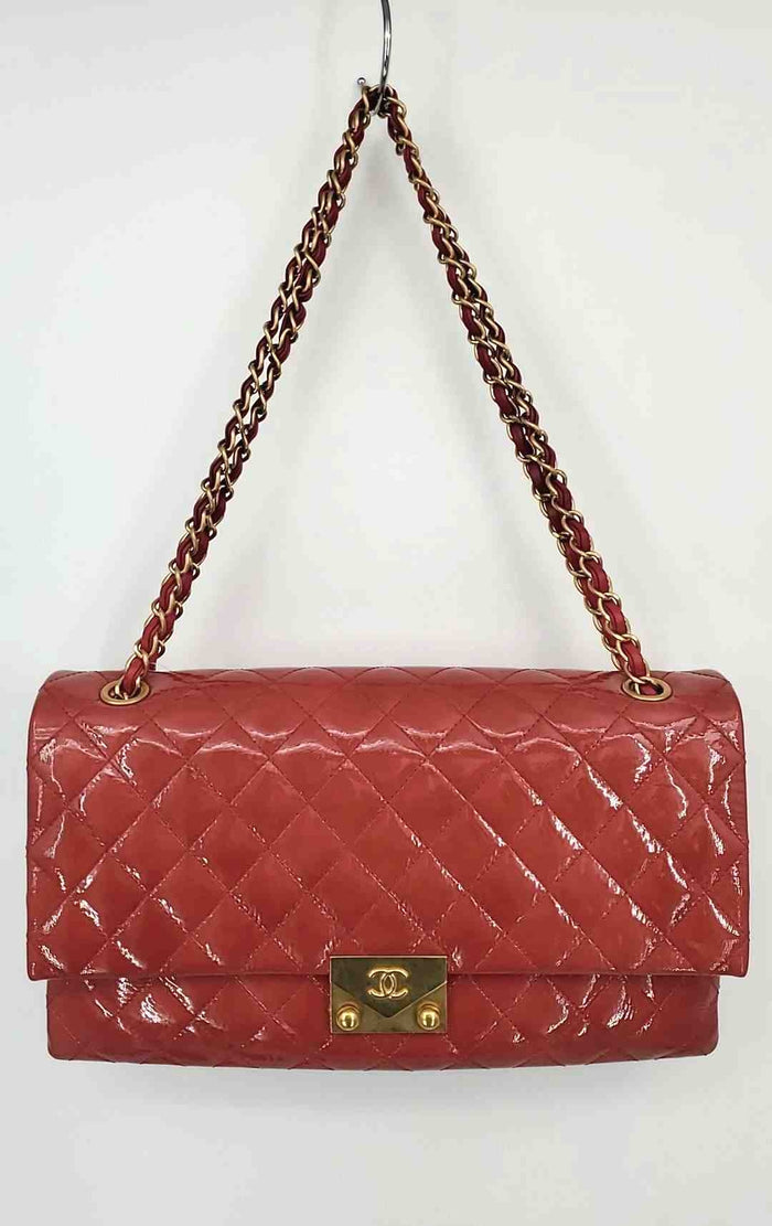 CHANEL Red Gold Quilted Patent Leather Pre Loved Chain Strap Shoulder Bag Purse