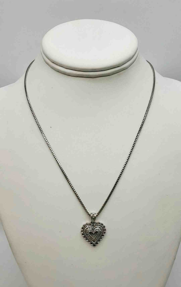 14k White Gold Diamond Heart 14k-Necklace