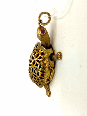 14K Gold turtle 14k-Pendant