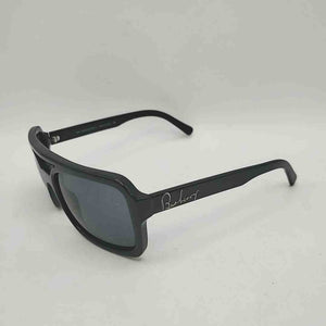 BURBERRY Black Sunglasses w/case