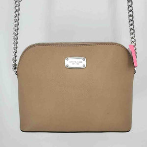 MICHAEL KORS Tan Silver Leather Pre Loved Chain Trim Crossbody Purse